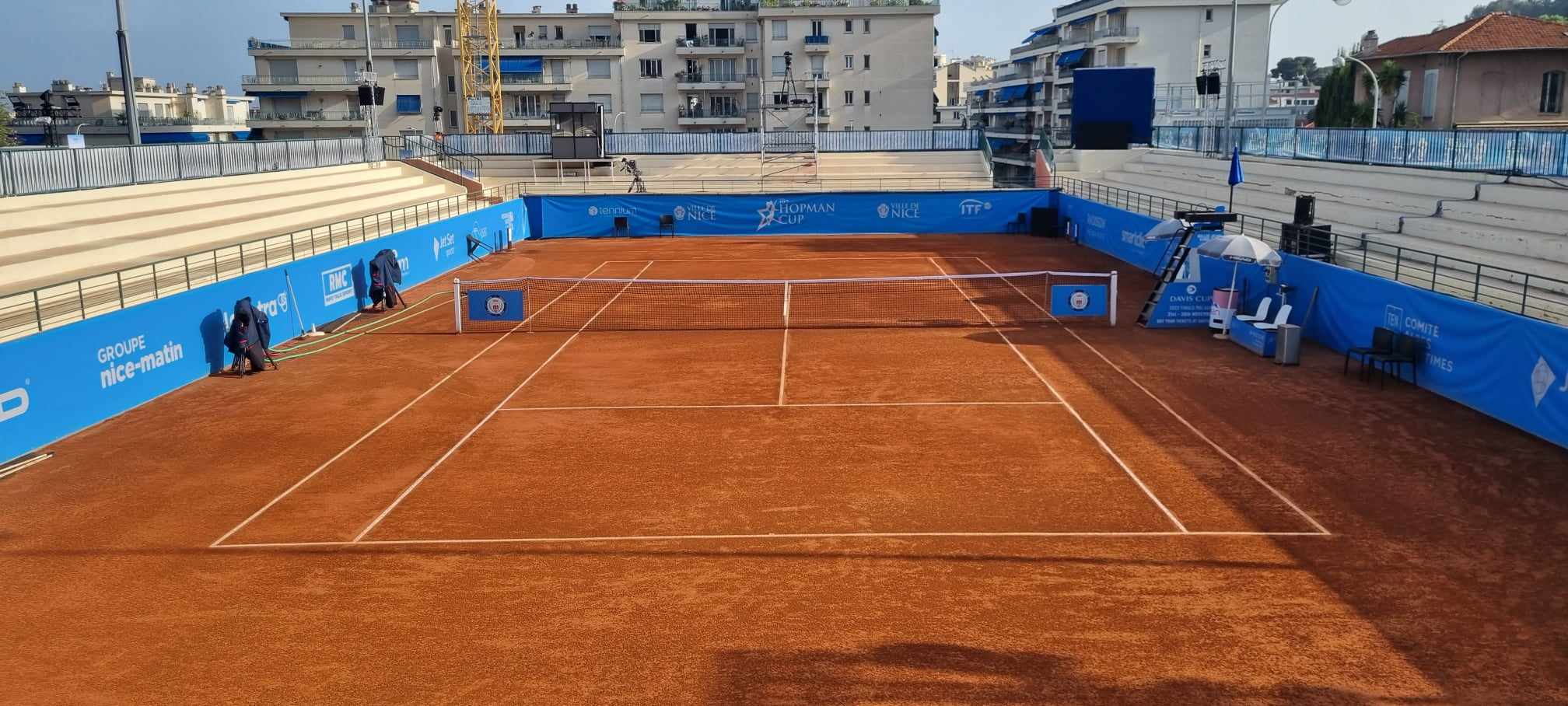 Court de tennis central historique du Nice LTC